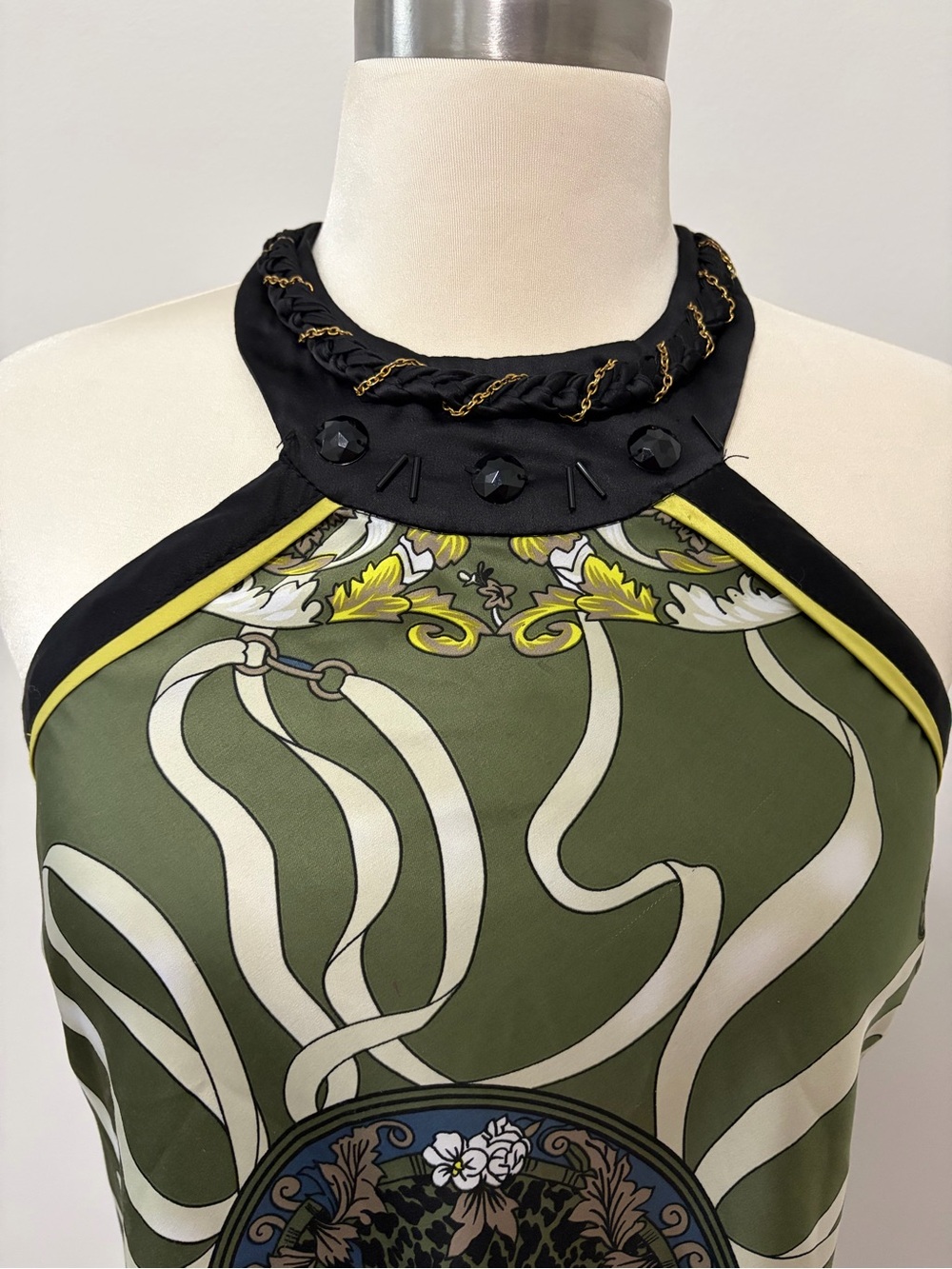 XOXO Olive Halter Floral Medallion Scarf Style Top Sz M Vintage Y2K Mob Wife - Picture 3 of 11